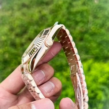 Đồng hồ nam RoLex 40mm máy cơ Automatic Nhật - Bảo hành 2 năm, tặng hộp đẹp, giá ưu đãi 2,550,000 VND Đồng hồ nam RoLex 40mm máy cơ Automatic Nhật - Bảo hành 2 năm, tặng hộp đẹp, giá ưu đãi 2,550,000 VND