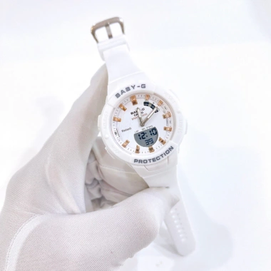 Đồng hồ nữ Baby-g mặt tròn 38mm dây cao su, chống nước 3ATM, giá 1,45 triệu