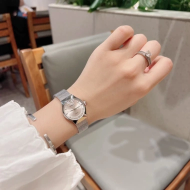 Đồng hồ nữ chống nước 26mm dây thép lưới lụa không gỉ sét Halei 554 thời trang - chỉ 1.48 triệu VND