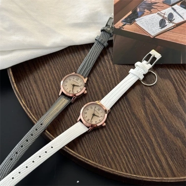 Đồng hồ nữ D-ZINER ND84 thời trang nhỏ xinh, chống nước, bảo hành 12 tháng, hộp sang trọng 95.000₫ 8 Đồng hồ nữ D-ZINER ND84 thời trang nhỏ xinh, chống nước, bảo hành 12 tháng, hộp sang trọng 95.000₫ 8