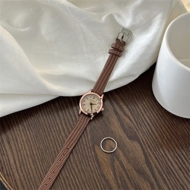 Đồng hồ nữ D-ZINER ND84 thời trang nhỏ xinh, chống nước, bảo hành 12 tháng, hộp sang trọng 95.000₫ 10 Đồng hồ nữ D-ZINER ND84 thời trang nhỏ xinh, chống nước, bảo hành 12 tháng, hộp sang trọng 95.000₫ 10