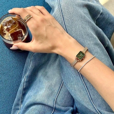 Đồng hồ Nữ Daniel Wellington Quadro Mini Dây Lưới 15.4x18.2mm SGVN - Giá 1.608.000₫ 8