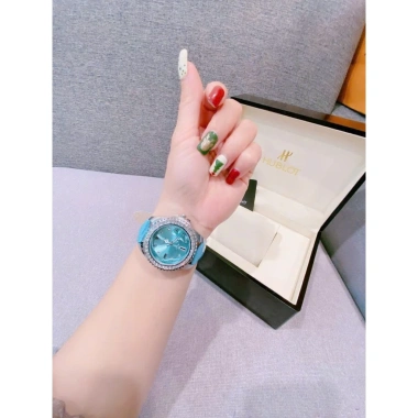 Đồng hồ Nữ DIMINI dây da xịn cao cấp - Giá chỉ 200.000 VND, giảm mạnh từ 256.000 VND