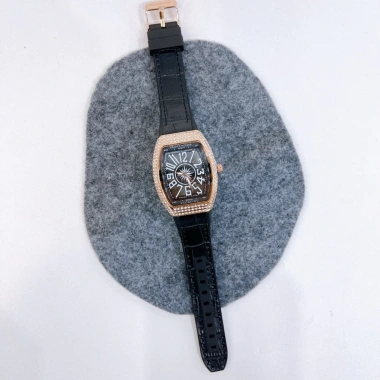 Đồng hồ nữ Franck Muller đính đá 32mm - Dây cao su da sang trọng, chống nước 3ATM, kính chống trầy, chỉ 1.45 triệu 2