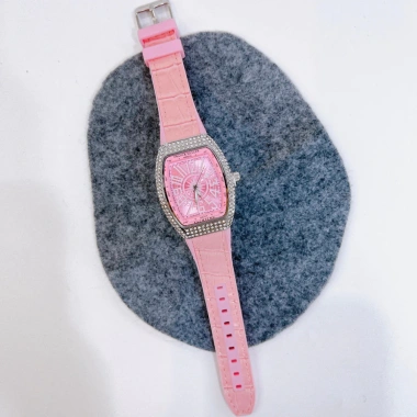 Đồng hồ nữ Franck Muller đính đá 32mm - Dây cao su da sang trọng, chống nước 3ATM, kính chống trầy, chỉ 1.45 triệu 7