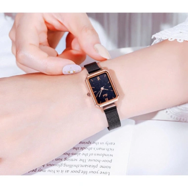 Đồng hồ nữ Gedi chính hãng dây da mặt chữ nhật đủ màu, giảm giá 20% chỉ 979.999₫ 9 Đồng hồ nữ Gedi chính hãng dây da mặt chữ nhật đủ màu, giảm giá 20% chỉ 979.999₫ 9