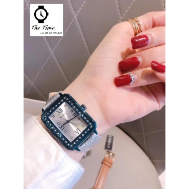 Đồng hồ nữ GUESS chính hãng ChiPU mặt vuông - Giá giảm 27% chỉ 2.705.000₫