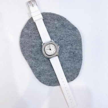 Đồng hồ nữ Patek Philipe 33mm mặt đá, dây silicone, chống nước 3ATM, chỉ 1,45 triệu 7