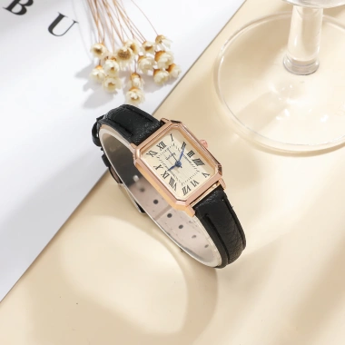 Đồng hồ nữ retro kim xanh La Mã, hình vuông thời trang, quartz, giá 57.200₫