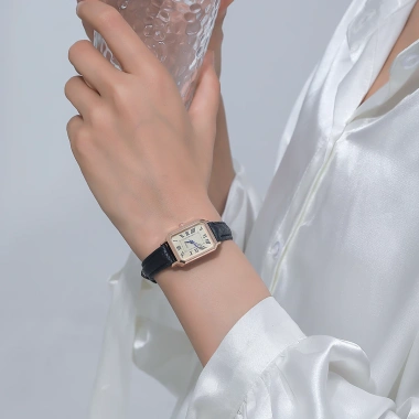 Đồng hồ nữ retro kim xanh La Mã, hình vuông thời trang, quartz, giá 57.200₫