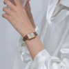 Đồng hồ nữ retro kim xanh La Mã, hình vuông thời trang, quartz, giá 57.200₫ 6