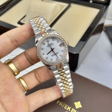 Đồng hồ Nữ Rolex viền đá sang trọng, chống gỉ chống nước, BH 24 tháng, tặng Hộp Đẹp 2 Đồng hồ Nữ Rolex viền đá sang trọng, chống gỉ chống nước, BH 24 tháng, tặng Hộp Đẹp 2
