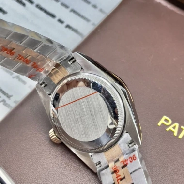 Đồng hồ Nữ Rolex viền đá sang trọng, chống gỉ chống nước, BH 24 tháng, tặng Hộp Đẹp 5 Đồng hồ Nữ Rolex viền đá sang trọng, chống gỉ chống nước, BH 24 tháng, tặng Hộp Đẹp 5