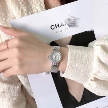 Đồng Hồ Nữ Royal Crown 3.650 Chính Hãng Dây Kim Loại – Chống Nước, Chống Xước, Giá 1.795.000₫