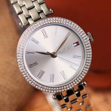 Đồng Hồ Nữ Tommy Hilfiger Natalie 34mm Quartz - Giá chỉ 4,685,000 VND giảm từ 6,043,650 VND