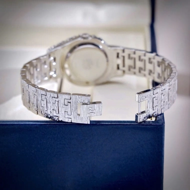Đồng hồ nữ xanh ngọc, thép không gỉ mạ Platin, kính sapphire 26mm - 2.6 triệu 3 Đồng hồ nữ xanh ngọc, thép không gỉ mạ Platin, kính sapphire 26mm - 2.6 triệu 3