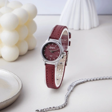 Đồng Hồ Nữ YUYAN 5.228 Dây Da Chính Hãng – Thanh Lịch, Nhẹ Tay, Giá 389.000₫ 2