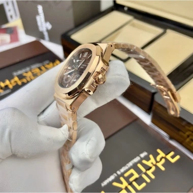 Đồng Hồ Patek Nautilus 5.711-5.723 40mm Cơ Giờ Phút Lịch Bảo Hành 2 Năm 3.2 Triệu 4 Đồng Hồ Patek Nautilus 5.711-5.723 40mm Cơ Giờ Phút Lịch Bảo Hành 2 Năm 3.2 Triệu 4