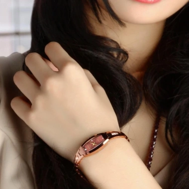 Đồng hồ thạch anh NLINNI nữ - Dây thép không gỉ, chống thấm nước, mỏng thanh lịch, sang trọng