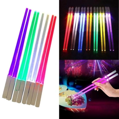 Đũa LightSaber LED 1 Đôi Sáng Tái Sử Dụng BPA Free – Máy Xay Đèn Mini Phòng Ăn, Giá 110k
