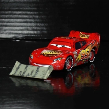 Đua Xe Ô Tô Lightning McQueen 3 Hàng Rào Lật Hợp Kim Mô Hình Cặp Đôi Phóng Viên 178.200