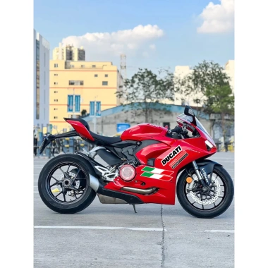 Ducati Mũ Bảo Hiểm Dán Kính Chắn Gió Vinyl Phản Quang Chống Thấm Nước - Panigale V4, XDiavel - 60.500 VND 2
