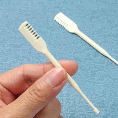 Dụng cụ cắt tỉa lông mũi xoay 360 độ, dao cạo 2 đầu, tiện lợi 16.900 VND