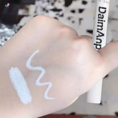 Đường viền Highlight Stick Xương Đòn Fine Long Lanh Pearlescent – Giá 39.600₫