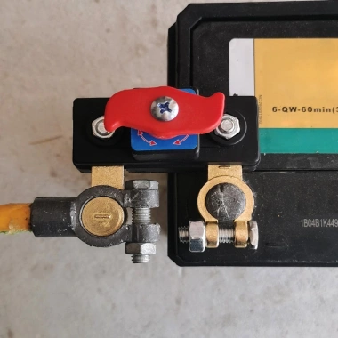 EHES Công tắc cắt pin ô tô 12V - Ngắt kết nối nhanh, cách ly an toàn, tiết kiệm điện