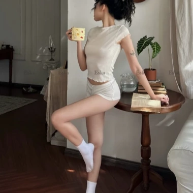 Eska Aira Set bộ ngủ cotton nhẹ nhàng xinh yêu giá 395.000đ thoải mái tinh tế 3 Eska Aira Set bộ ngủ cotton nhẹ nhàng xinh yêu giá 395.000đ thoải mái tinh tế 3