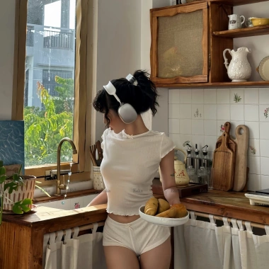 Eska Aira Set bộ ngủ cotton nhẹ nhàng xinh yêu giá 395.000đ thoải mái tinh tế 5 Eska Aira Set bộ ngủ cotton nhẹ nhàng xinh yêu giá 395.000đ thoải mái tinh tế 5