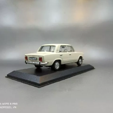 Fiat 125P 1:43 mô hình chi tiết, xe sưu tập, giảm giá 275.000 VNĐ (giá gốc 357.500 VNĐ) 3 Fiat 125P 1:43 mô hình chi tiết, xe sưu tập, giảm giá 275.000 VNĐ (giá gốc 357.500 VNĐ) 3