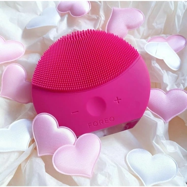 Foreo Luna Mini 2 Chính Hãng - Máy Rửa Mặt Sonic 4.0 Rung Sóng Siêu Âm - Rửa Sạch Sâu Da Mặt Giá 90.000 VND