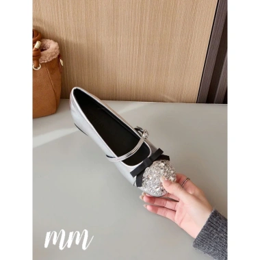 Form to 1 size Bệt mũi đá cao cấp siêu êm lên chân xinh xỉu da xịn QCCC fullbox giá ưu đãi 670k