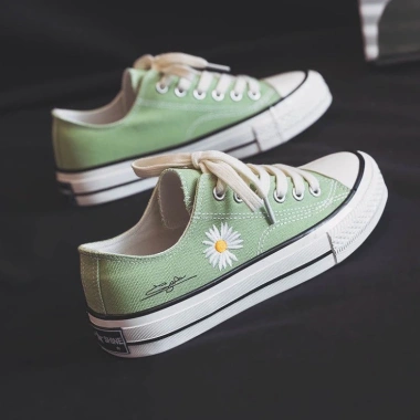 Free ship Giày Sneaker Nữ Thấp Cổ Bông Cúc 4 Màu Hot Trend 2.020 Giá 650k Bán Chạy 2