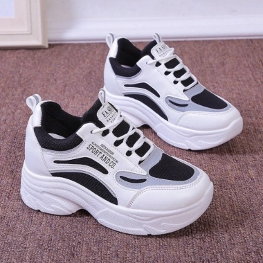 Free ship Giày Thể Thao Nữ Snaker Fashion Đế Độn, Kiểu Trẻ Trung, Giá 750k (Giá Gốc 907.5k)