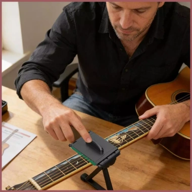 Fretboard Cleaner Bảo Trì Wipe cần gạt nước cho Guitar, Ukulele, Bass Giá 48.400₫ 7 Fretboard Cleaner Bảo Trì Wipe cần gạt nước cho Guitar, Ukulele, Bass Giá 48.400₫ 7