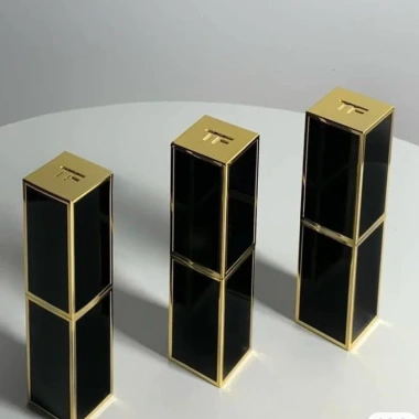 Fullbox Son Thỏi Tom Ford Lip Color Satin Matte 3.3g – Màu sang trọng, mượt mà, Giá chỉ 1.250.000₫