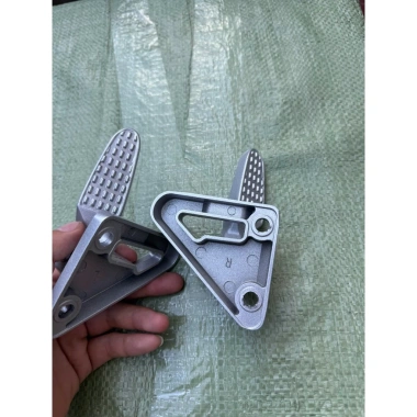 Gác chân xe điện Xmen - Thiết kế đẹp, bảo vệ tối đa, giá rẻ vô địch 25.900₫ 3 Gác chân xe điện Xmen - Thiết kế đẹp, bảo vệ tối đa, giá rẻ vô địch 25.900₫ 3