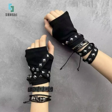 Găng tay không ngón Gothic Punk Rivet Oversleeve Cuff Phụ kiện cosplay thời trang mới