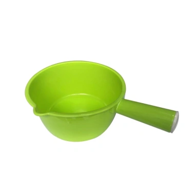 Gáo Múc Nước Cửu Long Màu Ngẫu Nhiên - Nhựa Tiện Lợi, Chất Lượng Tốt, Giá ưu đãi 21.000₫