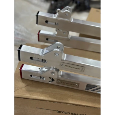 Gắp nhôm Tupakanam cho Sirius và Wave - CNC đẹp chắc chắn, giá chỉ 649.000đ 2 Gắp nhôm Tupakanam cho Sirius và Wave - CNC đẹp chắc chắn, giá chỉ 649.000đ 2