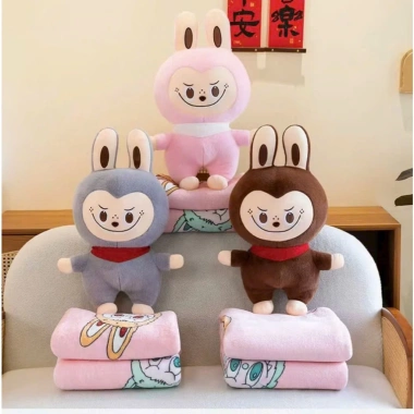 Gấu Bông Labubu Đeo Khăn kèm Chăn 2in1 ANVIHOME Em Bé Loopy Gấu Dâu Giá 250k 2