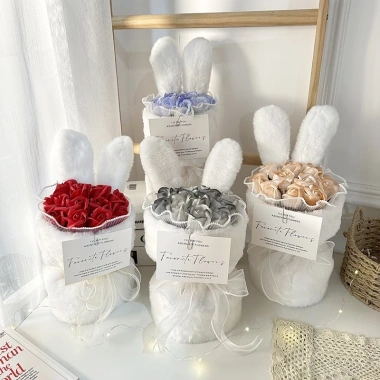 Gấu Thỏ Hoa Hồng Dễ Thương – Quà Tặng Sinh nhật, Valentine, 8/3, 20/10, Giá 285k 4 Gấu Thỏ Hoa Hồng Dễ Thương – Quà Tặng Sinh nhật, Valentine, 8/3, 20/10, Giá 285k 4