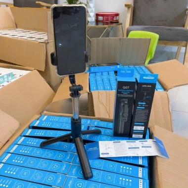 Gậy Chụp Tự Sướng 3 Chân Q07 Đa Năng Chụp Hình Quay Phim Livestream Nguyên Hộp 2