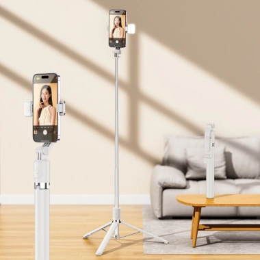 Gậy Selfie 3 Chân 1m70 Remote Đèn Trợ Sáng, Chụp Ảnh, Quay Video, Livestream - Giá 70,000 VND 4 Gậy Selfie 3 Chân 1m70 Remote Đèn Trợ Sáng, Chụp Ảnh, Quay Video, Livestream - Giá 70,000 VND 4