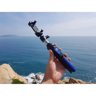 Gậy selfie Benro MK10 tích hợp tripod, Bluetooth 3.0 – Giá chỉ 425.000 VND