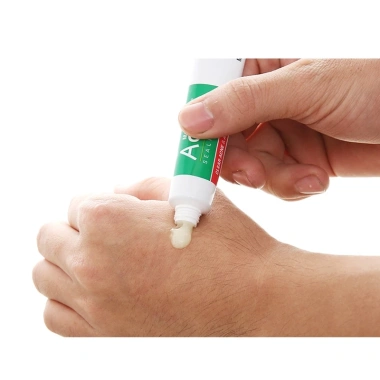 Gel Acnes Sealing Jell 18g - Giảm Mụn Đầu Đen, Đầu Trắng, Hiệu Quả, Giá 78.000 5 Gel Acnes Sealing Jell 18g - Giảm Mụn Đầu Đen, Đầu Trắng, Hiệu Quả, Giá 78.000 5