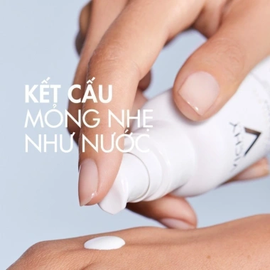 Gel chống nắng Vichy UV Age 40ml - Bảo vệ da, giảm thâm nám, nếp nhăn - 537.000 VND