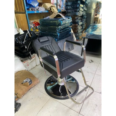 Ghế cắt tóc ngã Barber mini – Tiết kiệm, ổn định, giá ưu đãi 3.1 triệu 2 Ghế cắt tóc ngã Barber mini – Tiết kiệm, ổn định, giá ưu đãi 3.1 triệu 2